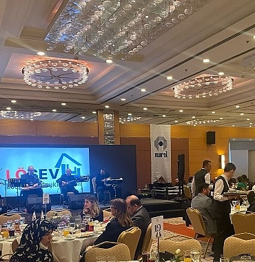 losevden-ankarada-geleneksel-iftar-bulusmasi-kanser-hastalari-birlikte-iftar-yapti-saglik-diledi.jpg