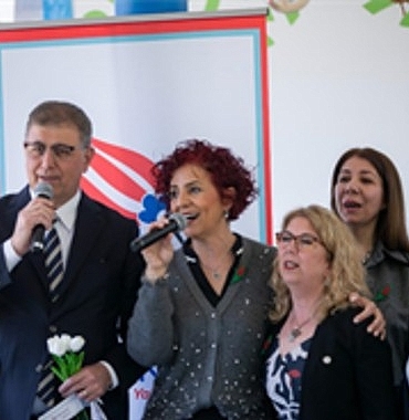 baskan-tugay-parkinson-hastalari-ve-yakinlari-ile-bulustu.jpg