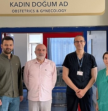 deuden-kadin-sagliginda-onemli-basari-15-kiloluk-dev-yumurtalik-kisti-basariyla-cikarildi.jpg
