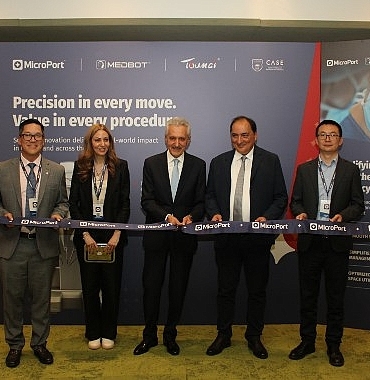microporttan-turkiye-icin-robotik-cerrahi-egitiminde-onemli-adim.jpg
