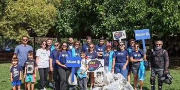 allianz-turkiye-gonulluleri-dunya-temizlik-gunune-katildi.jpg