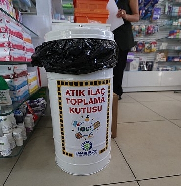 bakirkoyde-atik-ilaclar-eczanelerde-toplaniyor.jpg