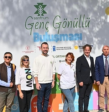 birgide-umut-dolu-etkinlik-sentrum-genc-gonullu-bulusmasi-duzenlendi.jpg