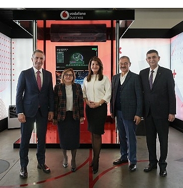 vodafone-gaziantepteki-yeni-teknoloji-merkezi-ile-anadolu-sanayisini-gelecege-hazirlayacak.jpg