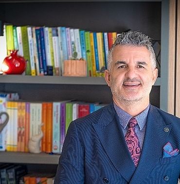 acibadem-universitesi-beslenme-ve-diyetetik-bolumu-baskani-prof-dr-murat-bas-bitter-cikolata-ile-ilgili-yeni-arastirmayi-yorumladi-bitter-cikolata-yaslanmayi-yavaslatiyor-ancak-bilincl.jpg