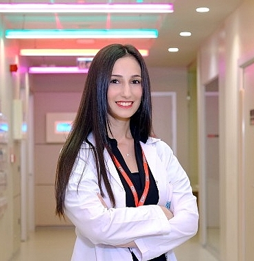 bayrami-keyifli-gecirmek-icin-beslenmeye-dikkat.jpg