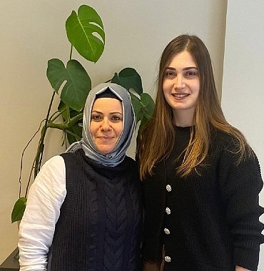 yaslilik-politikalari-bakim-odakli-olmaktan-cikmali.jpg