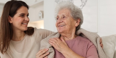Unutkanlık mı, Alzheimer mı? Ne Zaman Endişelenmeli?